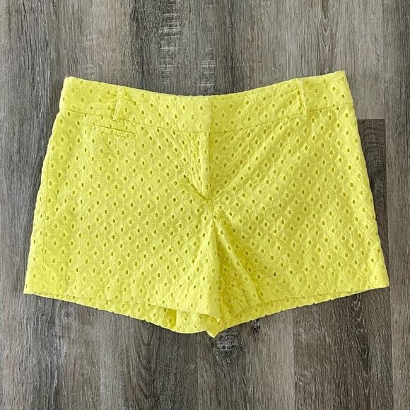 LOFT Eyelet Lace Yellow The Riviera Shorts - Size: 10 - Picture 1 of 8